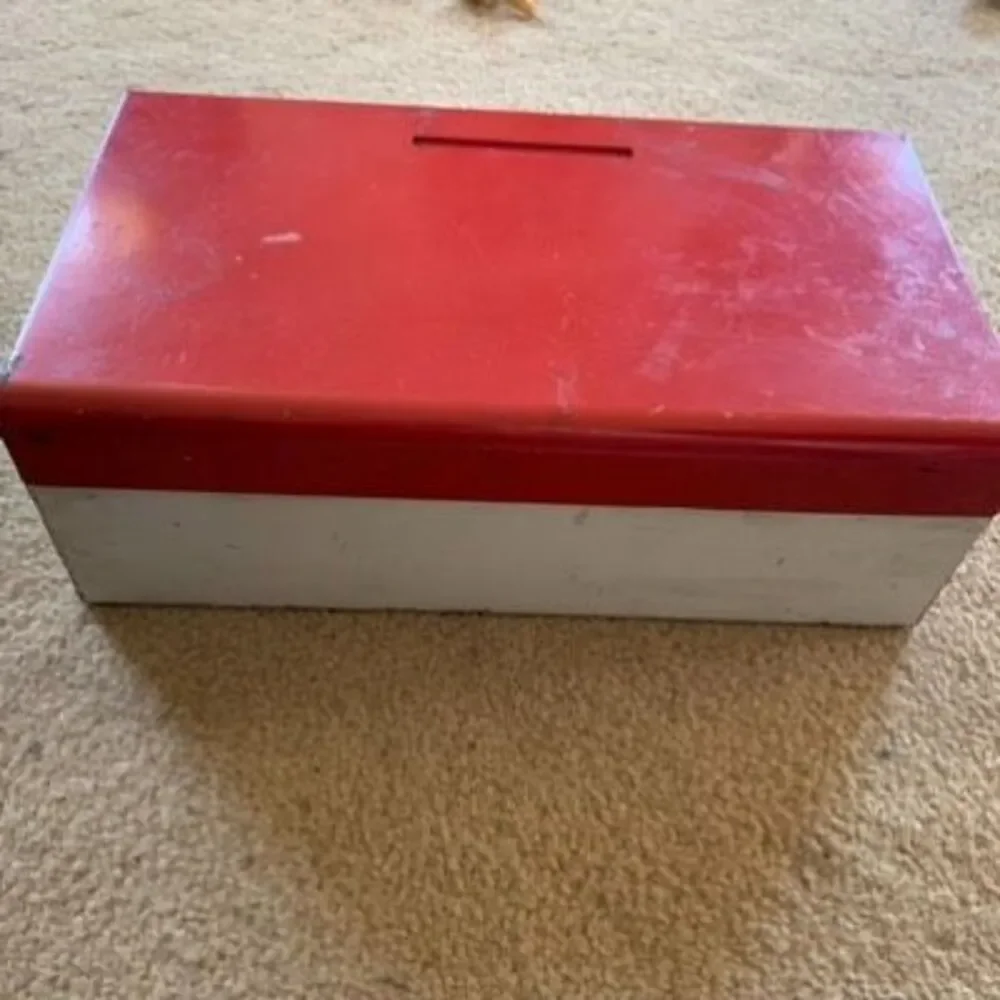The American Home Menu Maker Vintage Metal Recipe Case